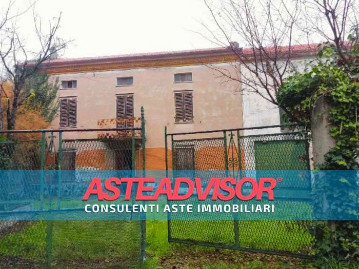 Casa con 6 locali in vendita in Str Costa, Castel Rocchero