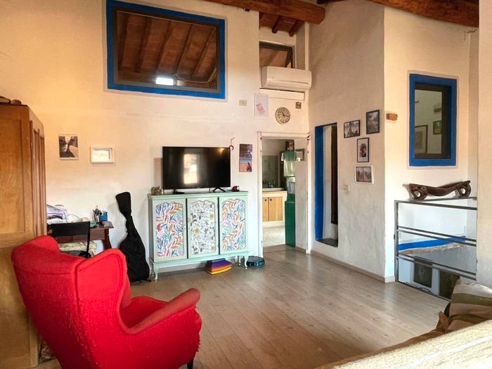Casa con 6 locali in vendita in Via Umberto I, Montisi, Montalcino