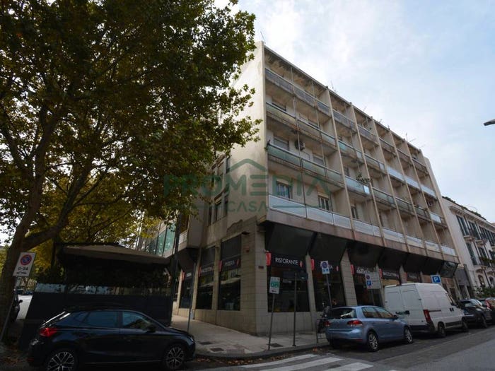 Appartamento con 6 locali in vendita in via Santa Maria Alemanna, Centro Storico, Messina