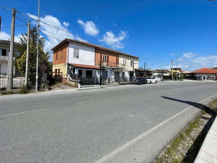 Casa con 5 locali in vendita in Via per Frosinone, Ceccano
