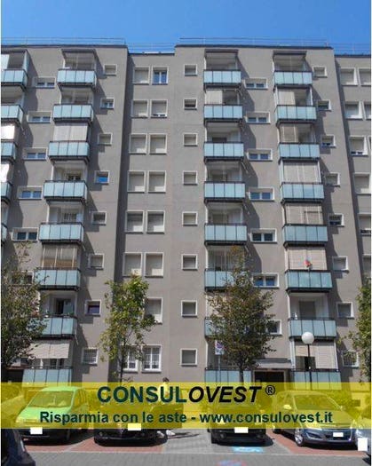 Appartamento trilocale in vendita in Via Filippo De Pisis, Quarto Oggiaro, Milano