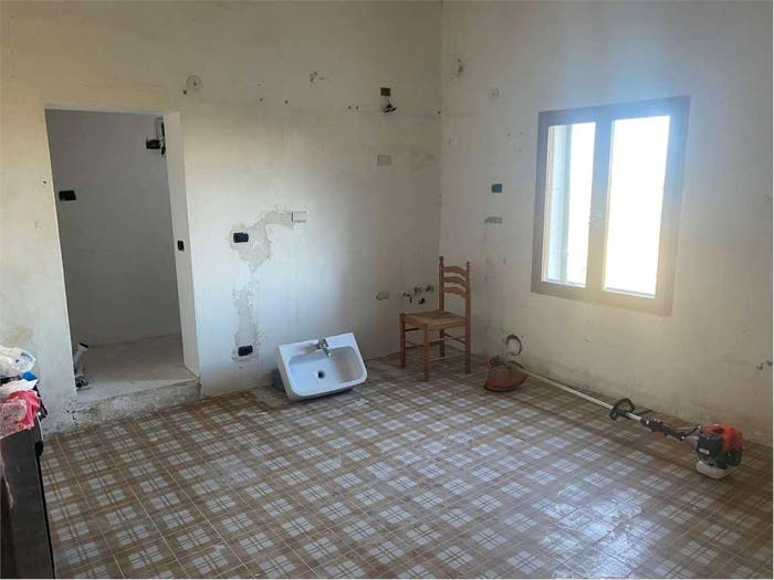 Appartamento trilocale in vendita in VIA MONTESICURO, Montesicuro, Ancona