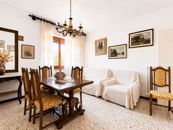 Appartamento quadrilocale in vendita in Via Ponte Vecchio, Centro, Dicomano