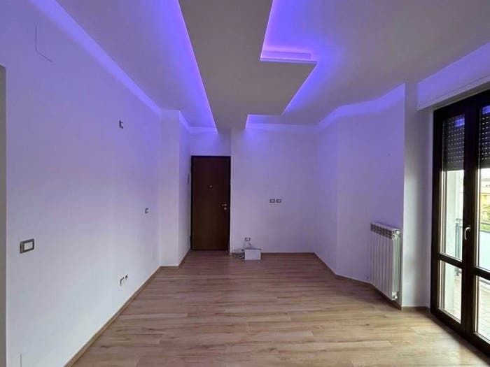 Appartamento trilocale in vendita in Via Roma, Gorla Minore