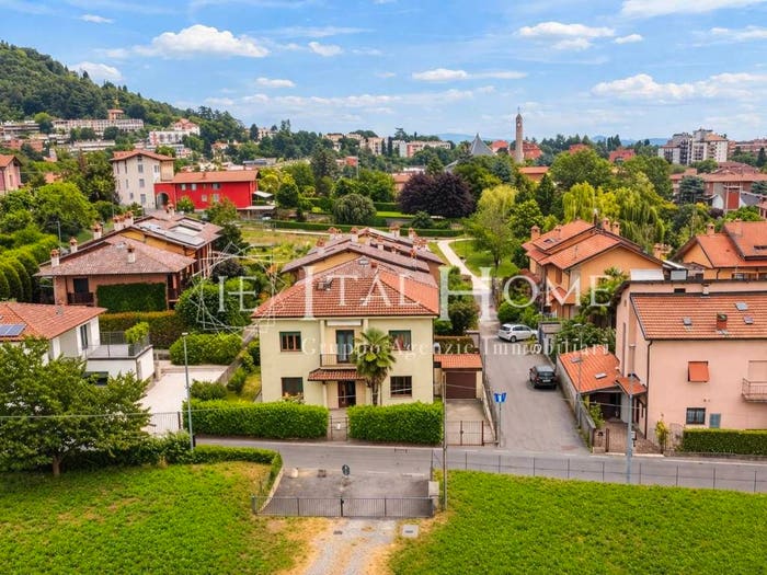 Casa trilocale in vendita in Via Quintino Basso, Valtesse, Bergamo