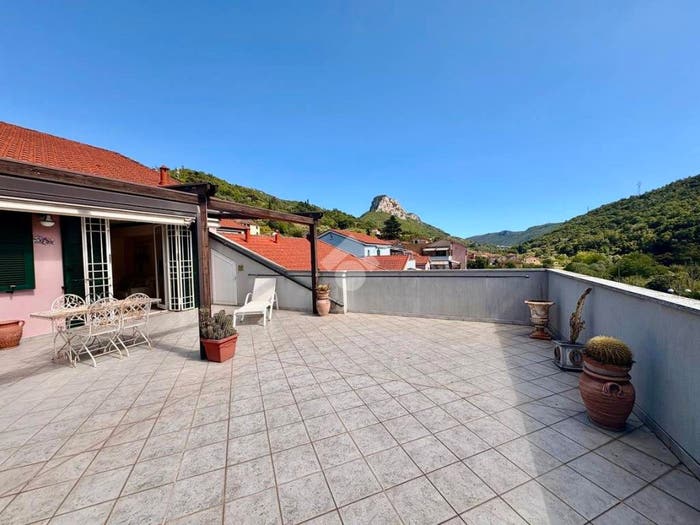 Appartamento quadrilocale in vendita in VIA ROMA, Centro, Calice Ligure
