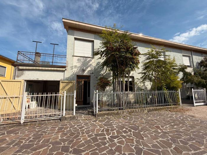 Casa quadrilocale in vendita in Centro, Poggio Rusco