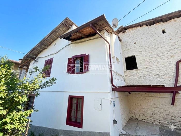 Casa quadrilocale in vendita in Via Franzi, Chiesa, Foresto Sparso