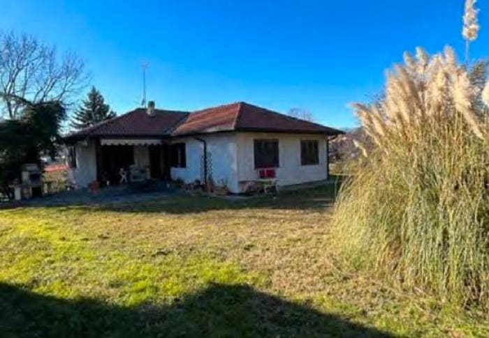 Casa con 6 locali in vendita in Via Leonardo da Vinci, Centro, Costa Masnaga