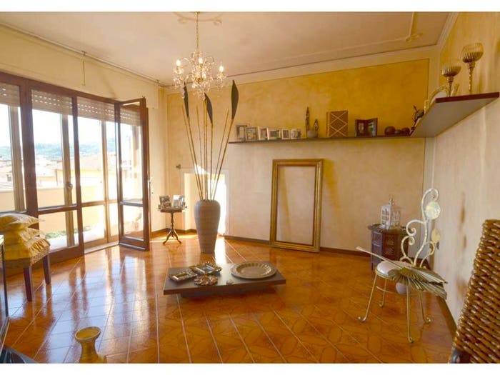 Appartamento trilocale in vendita in Via Tommaso Campanella, Centro, Monsummano Terme