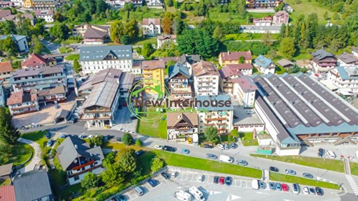 Casa con 6 locali in vendita in Via Vittorio Veneto, Centro, Tarvisio
