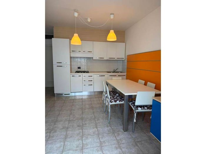 Appartamento trilocale in vendita in Piazza Guglielmo Marconi, Lido Centro Ovest, Jesolo