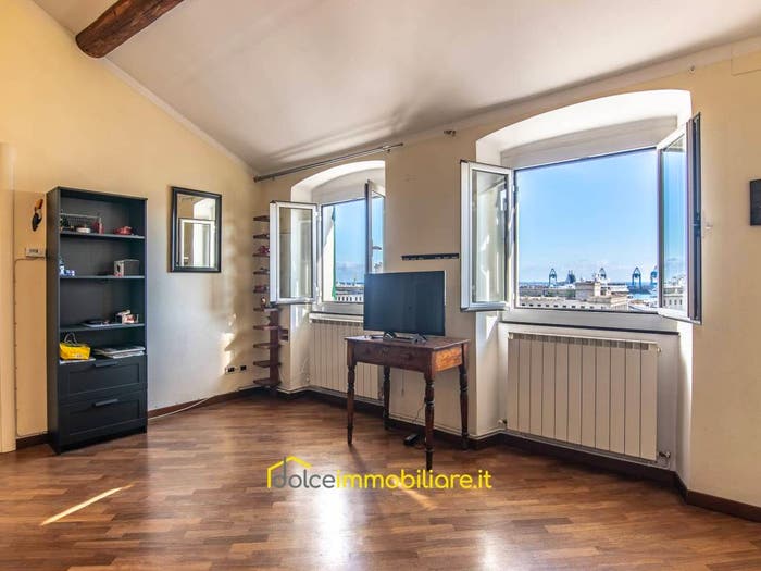 Casa bilocale in vendita in Via Andrea Doria, Principe, Genova