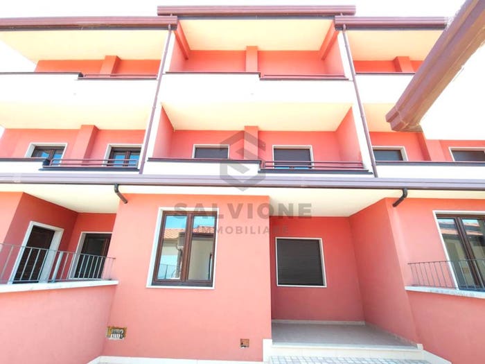 Casa con 6 locali in vendita in Via Sant'Antuono, Guardia Sanframondi