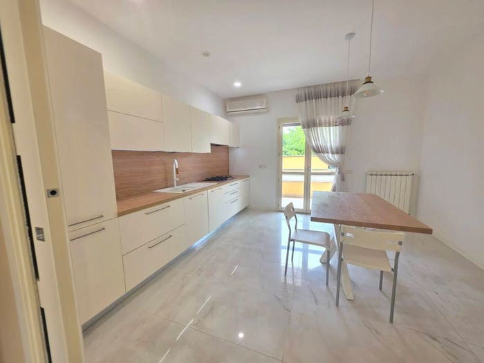 Appartamento trilocale in vendita in Via Dario Russo, Casertavecchia Casola, Caserta