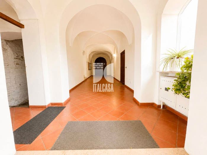 Appartamento trilocale in vendita in Via dell'Arco, Centro, Mantova