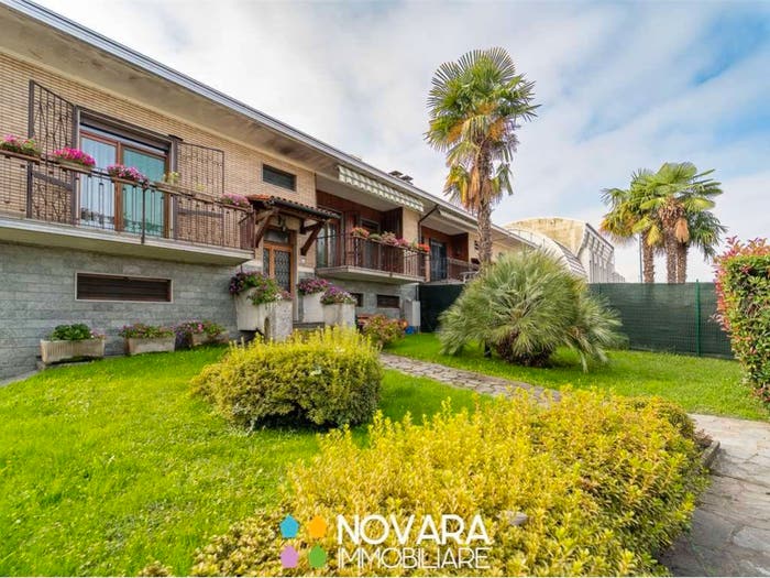 Casa con 5 locali in vendita in Via Biandrate, Unita' Produttiva, San Pietro Mosezzo