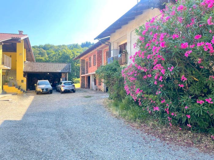 Casa trilocale in vendita in Via Papa Giovanni XXIII, San Pietro Val Lemina