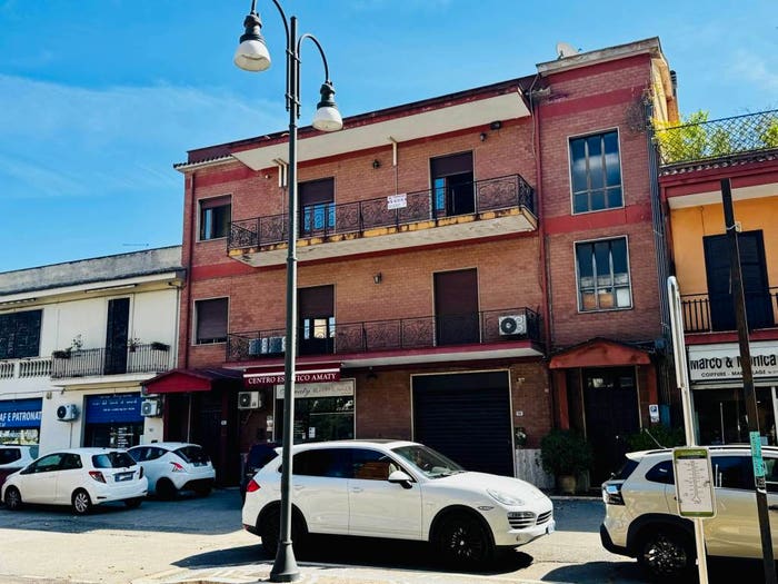 Appartamento con 6 locali in vendita in Via Marittima, Pratillo, Frosinone