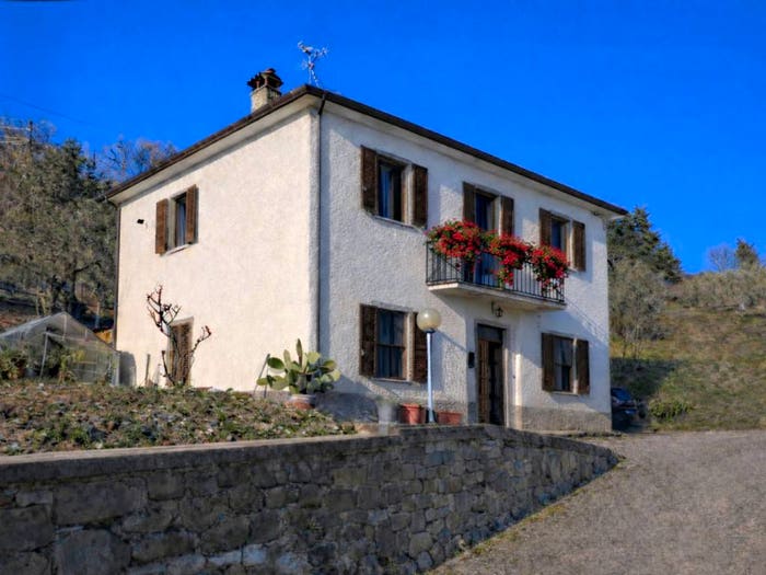 Casa con 6 locali in vendita in Via Villa Tifi, Caprese Michelangelo