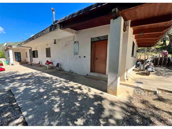 Appartamento con 6 locali in vendita in Via Terravecchia, Giffoni Valle Piana