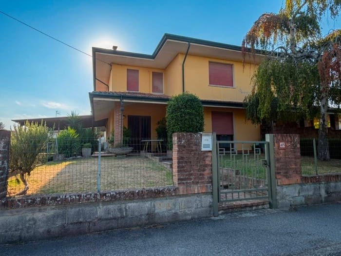 Casa con 6 locali in vendita in Via della Repubblica, Centro, Villadose