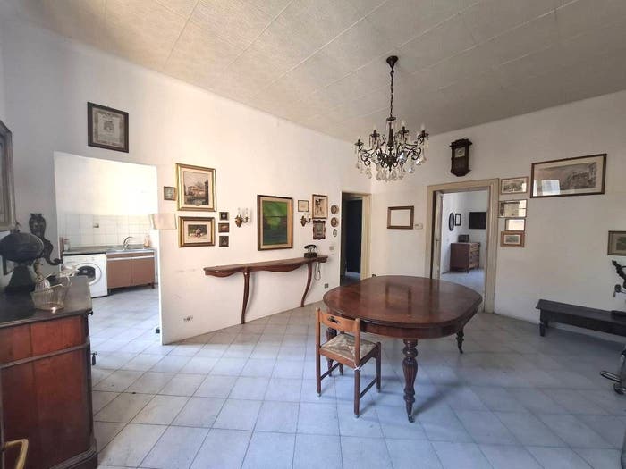 Appartamento trilocale in vendita in Via Marco d'Oggiono, Corso Genova, Milano