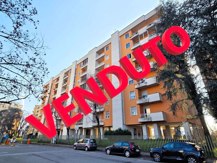 Appartamento quadrilocale in vendita in Via Sporting Mirasole, Noverasco Sporting Mirasole, Opera