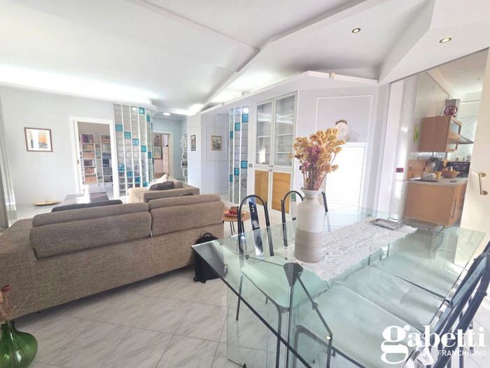Appartamento quadrilocale in vendita in VIA ALBERT SABIN, Parco Piemonte, Pomigliano d'Arco