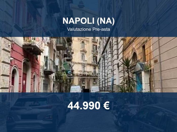 Appartamento monolocale in vendita in Via Rua Catalana, Centro, Napoli