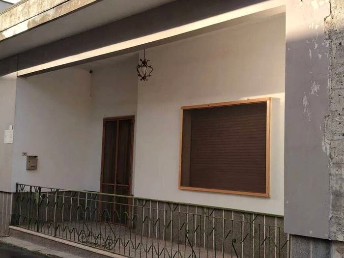 Appartamento con 6 locali in vendita in Via Giacomo Leopardi, Centro, Soleto