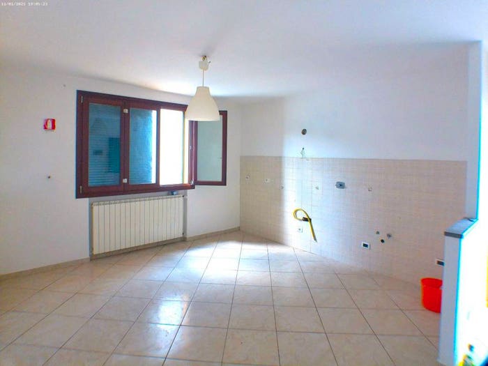 Appartamento quadrilocale in vendita in Via Fratelli Masini, Centro, Montale