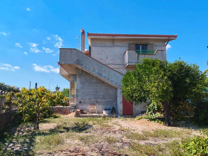 Casa con 6 locali in vendita in Via Circonvallazione Sud, Centro, Siderno