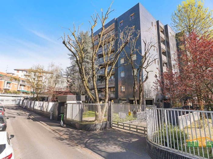 Appartamento trilocale in vendita in Via Antonio Cesari, Niguarda, Milano