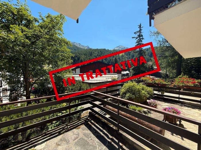 Appartamento trilocale in vendita in Via Bernasconi, Centro, Madesimo