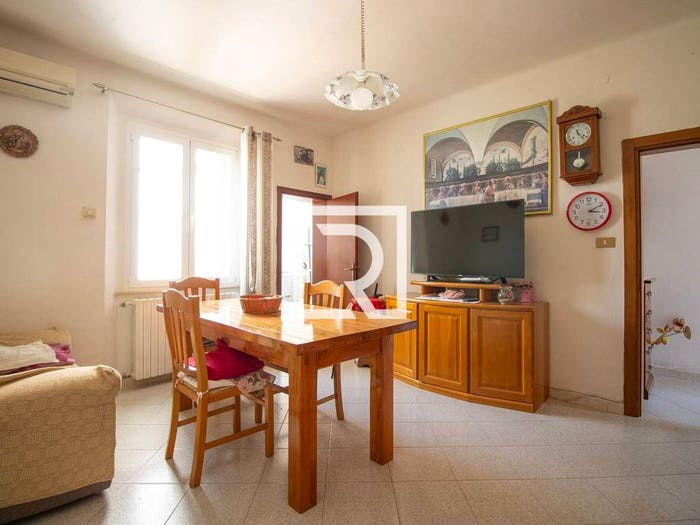 Appartamento quadrilocale in vendita in Via Roma, Centro, Borghi