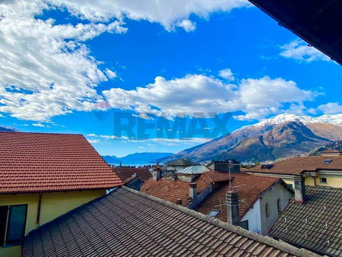 Casa con 6 locali in vendita in Gravedona, Gravedona ed Uniti