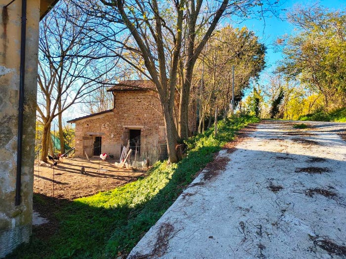 Casa con 6 locali in vendita in Strada Provinciale Pian di Castello, Mercatino Conca