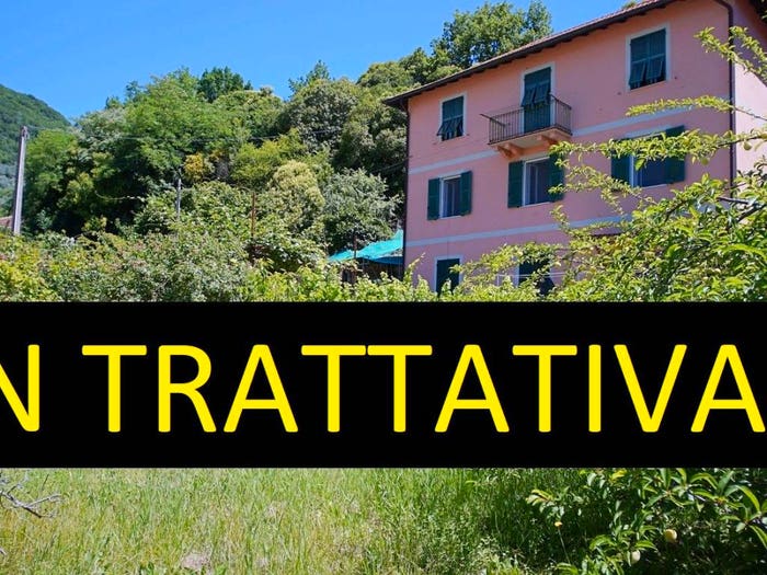 Appartamento trilocale in vendita in Via Rio Torbido, Struppa, Genova