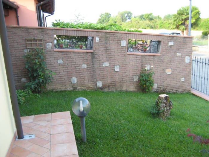 Casa con 5 locali in vendita in Località Due Case, Podenzano