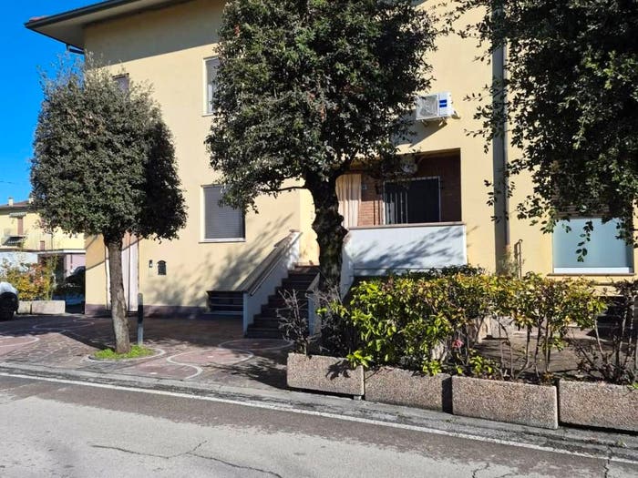 Appartamento quadrilocale in vendita in Via Raffaele Bendandi, Centro, Forlimpopoli