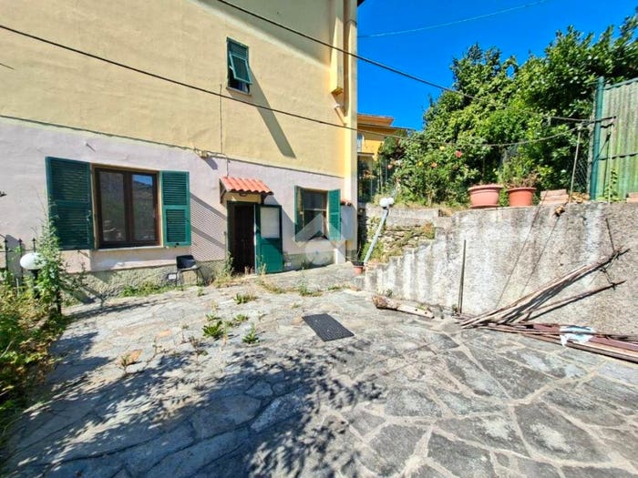 Appartamento trilocale in vendita in Via Padre Francesco Borghero, Centro, Ronco Scrivia