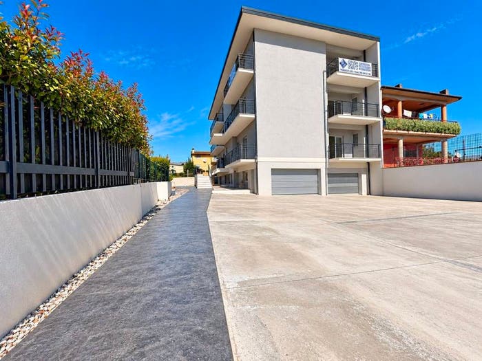 Appartamento trilocale in vendita in via buonarroti, Centro, Avezzano