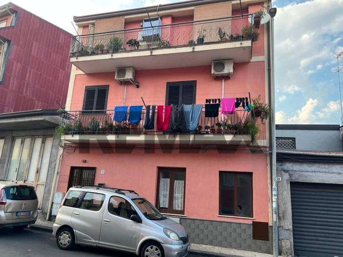 Appartamento con 5 locali in vendita in Via San Giuseppe, Centro, Belpasso