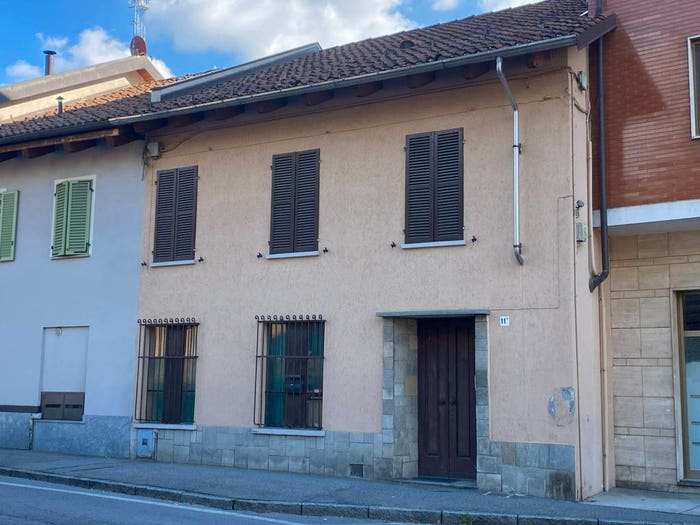 Casa con 6 locali in vendita in Via Edoardo Brizio, Centro, Bra