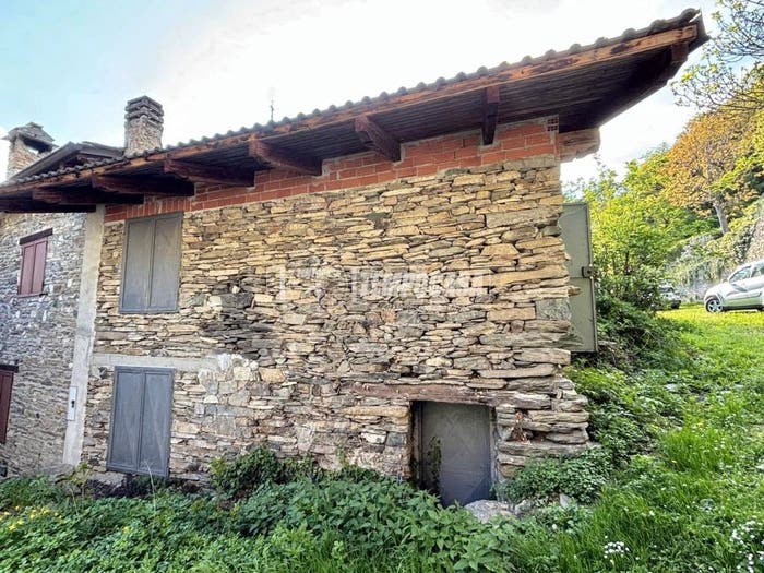 Casa bilocale in vendita in Mompantero