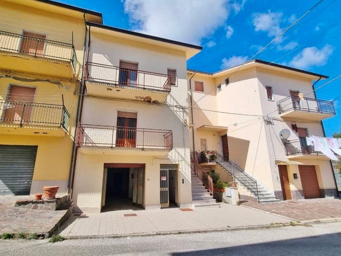 Casa con 6 locali in vendita in Strada Statale bis, Centro, Anzano di Puglia