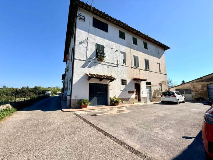 Appartamento trilocale in vendita in Via Sanminiatese, Castelfiorentino