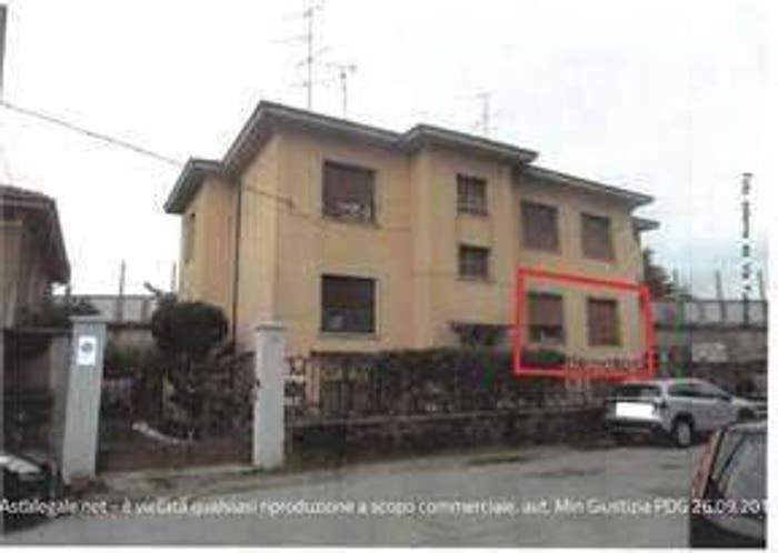 Appartamento trilocale in vendita in Via Arnaldo Fusinato, Cedrate, Gallarate