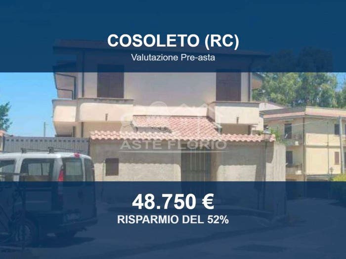 Casa con 6 locali in vendita in Via Regina Margherita snc, Cosoleto
